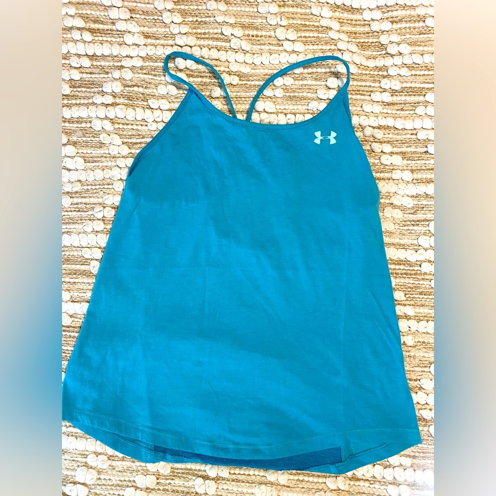 ‼️Under Armor tank sz Med GUC‼️